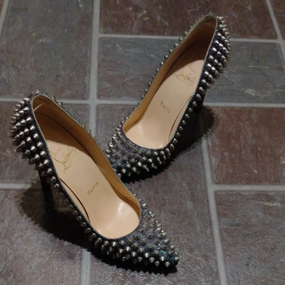Christian Louboutin Metallic iridescent Studded Studs Pigalle Pump Heel Size 35 - Picture 10 of 12